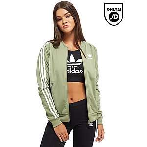 dames kleding gecombineerd met adidas superstar|Dameskleding .